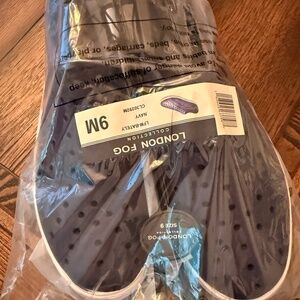 NWT London Fog Mens Bately Perforated Slip On Athletic Casual Shoes Size 9M